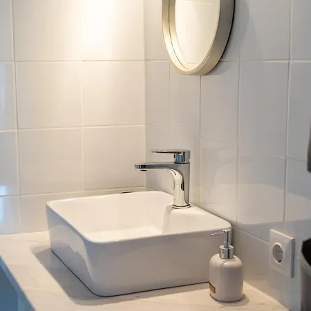 Simple Pleasures * Kavala